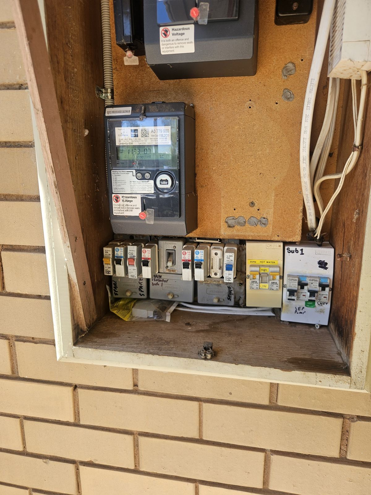 Switchboard upgrade and fuse replacement, Glen Waverley